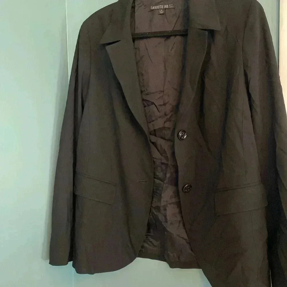 Lafayette 148 women’s black blazer - size 12 - wool blend - 2 button closure